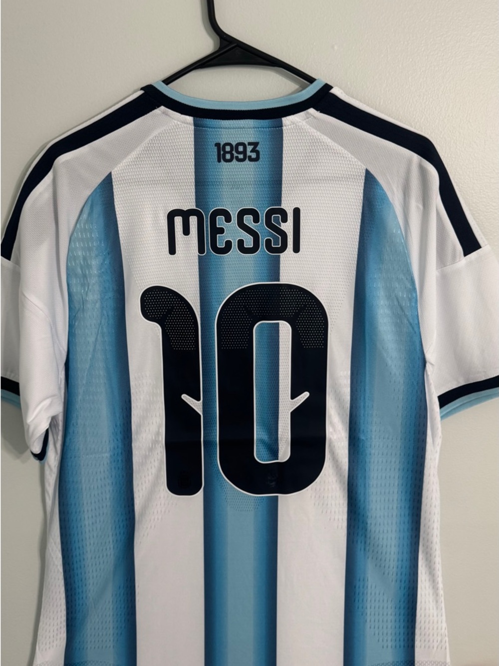 adidas Argentina Messi #10 Jersey - White & Light Blue - Picture 2 of 3